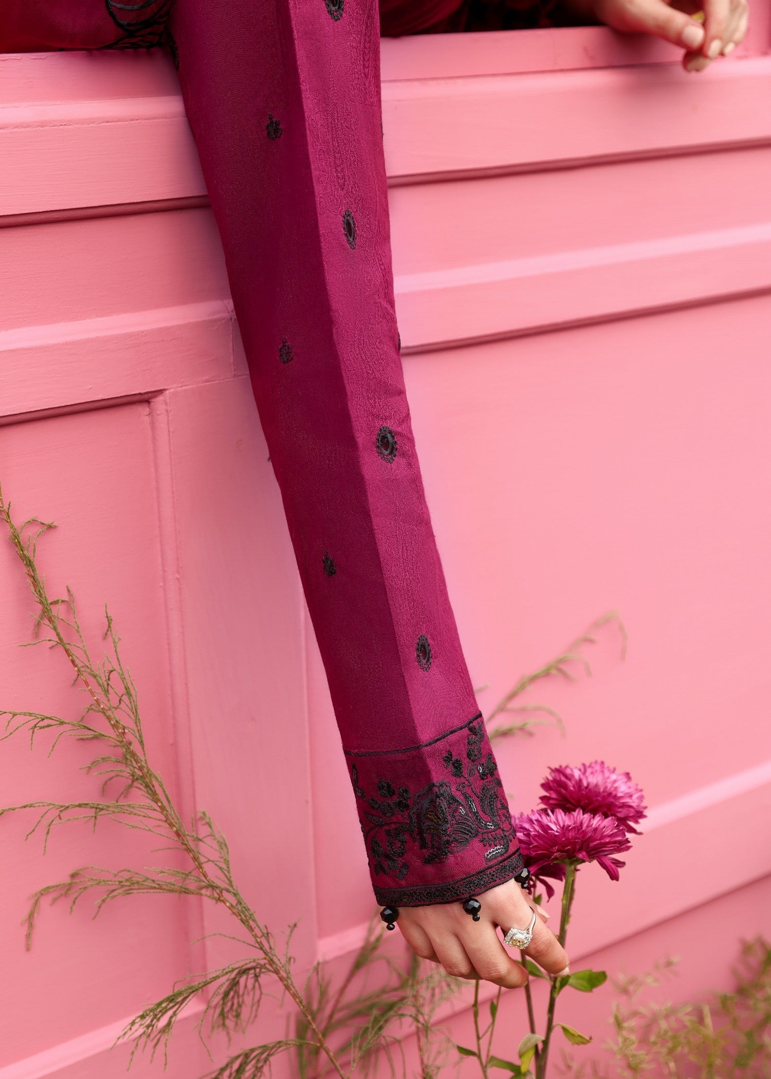 Lawn-3PC Embroidered Shirt With Khadi Net Embroidered Dupatta-5273