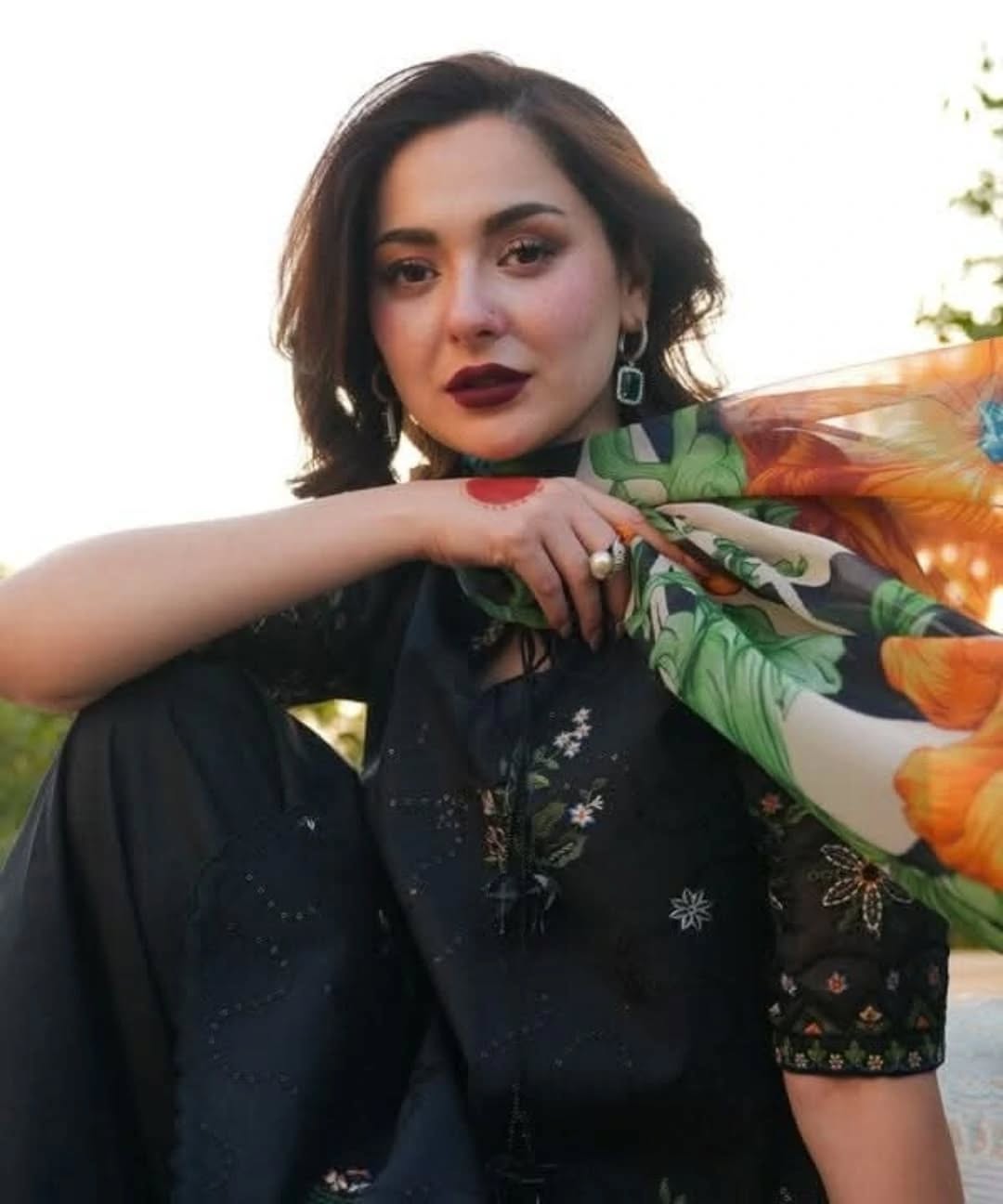 Lawn-3PC Embroidered Shirt with Digital Printed Jacquard Dupatta- 1283