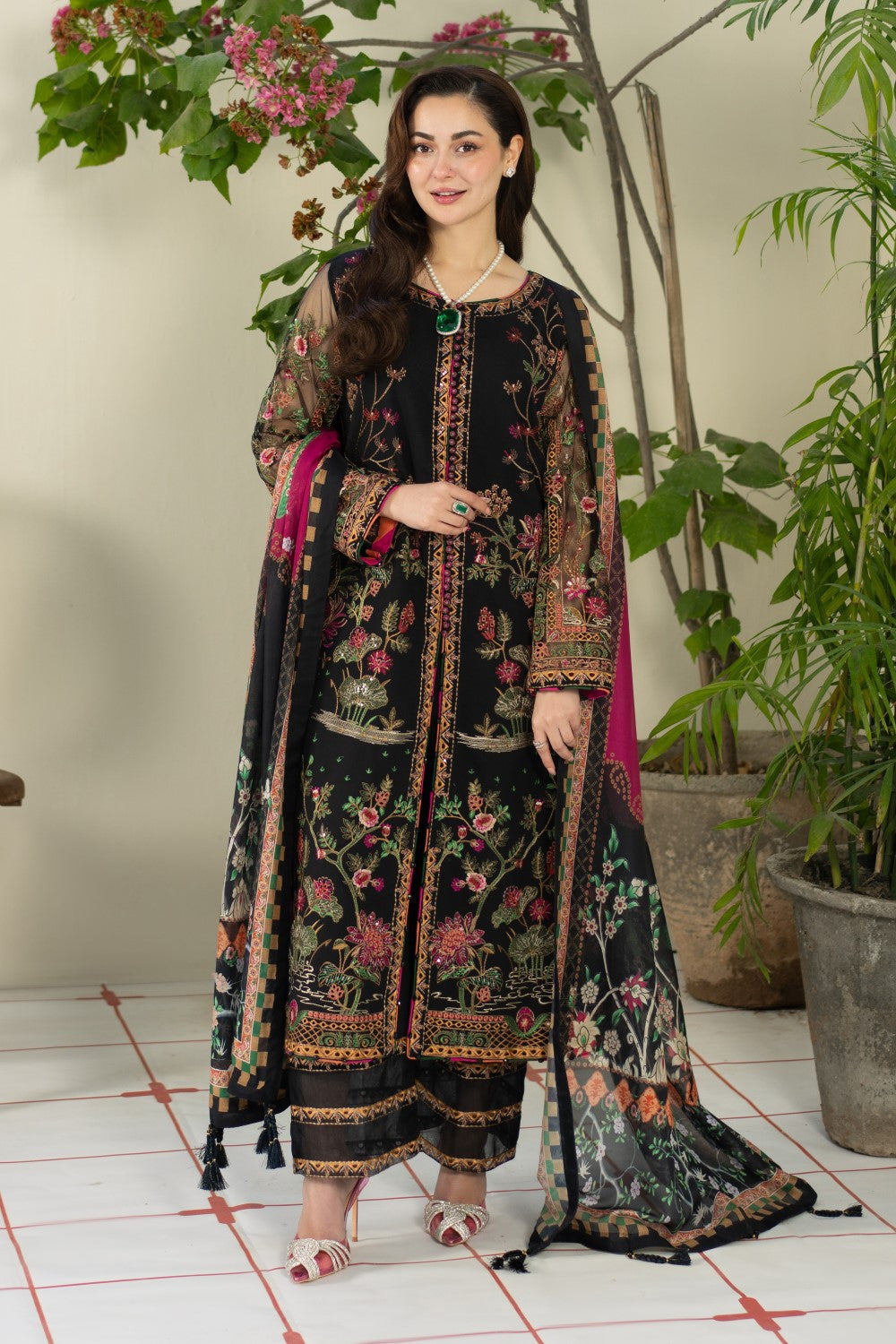 Lawn 3PC Embroidered With Digital Printed Jauqard Dupatta- 5215