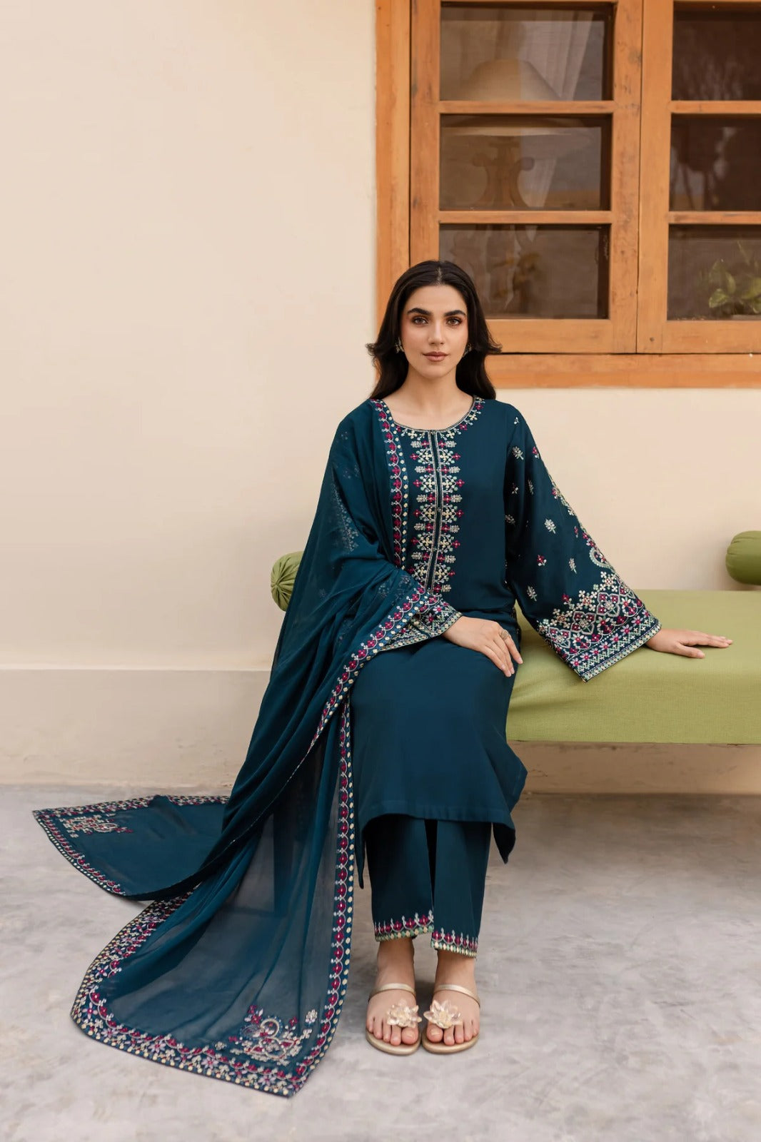 Lawn-3PC Embroidered Shirt with Chiffon Embroidered Dupatta- 5162