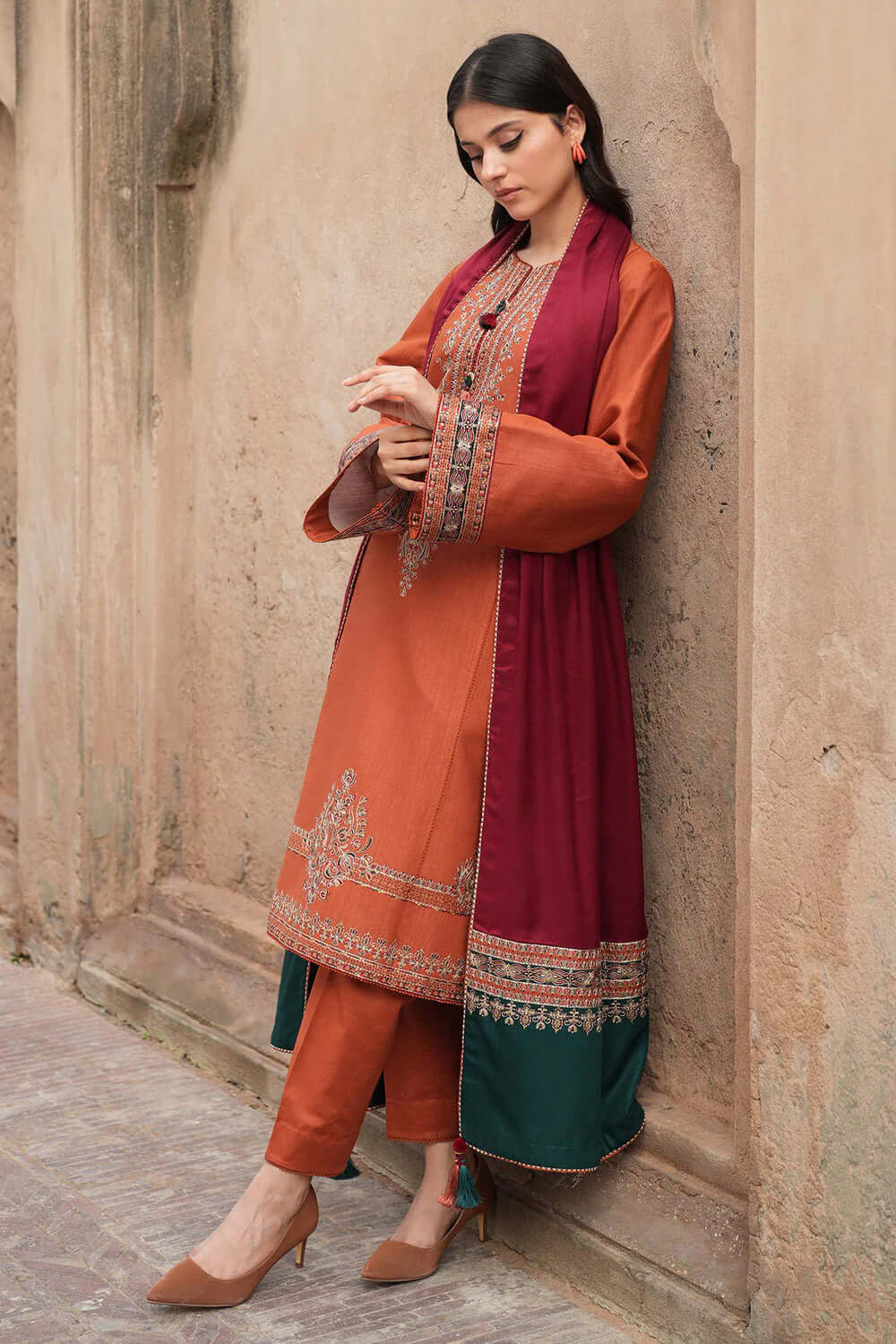 3PC Lawn Embroidered Shirt With Printed Jauqard Dupatta-5190