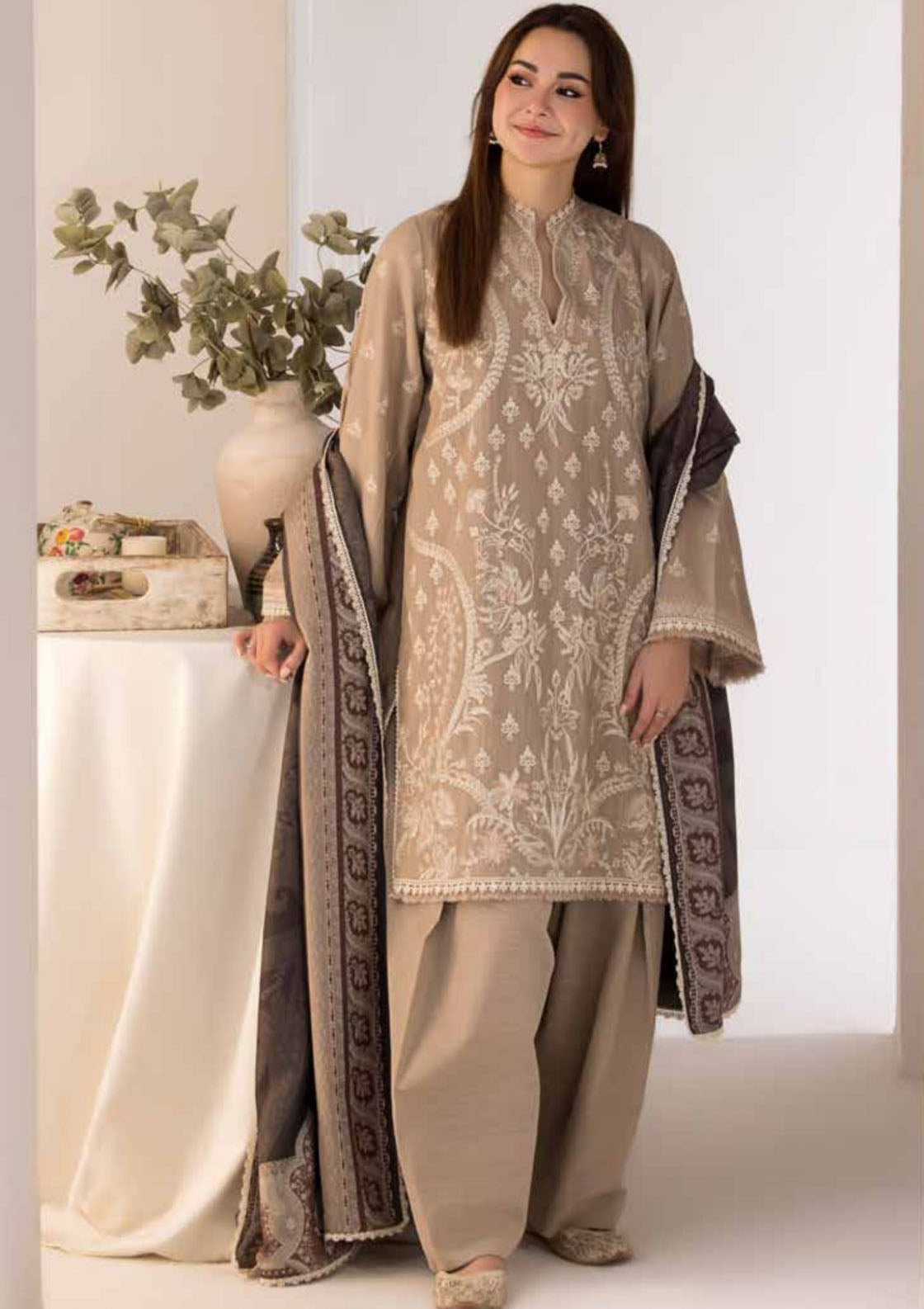 LAWN - 3PC EMBROIDERED SHIRT WITH DIGITAL PRINTED JACQUARD DUPATTA - 5178