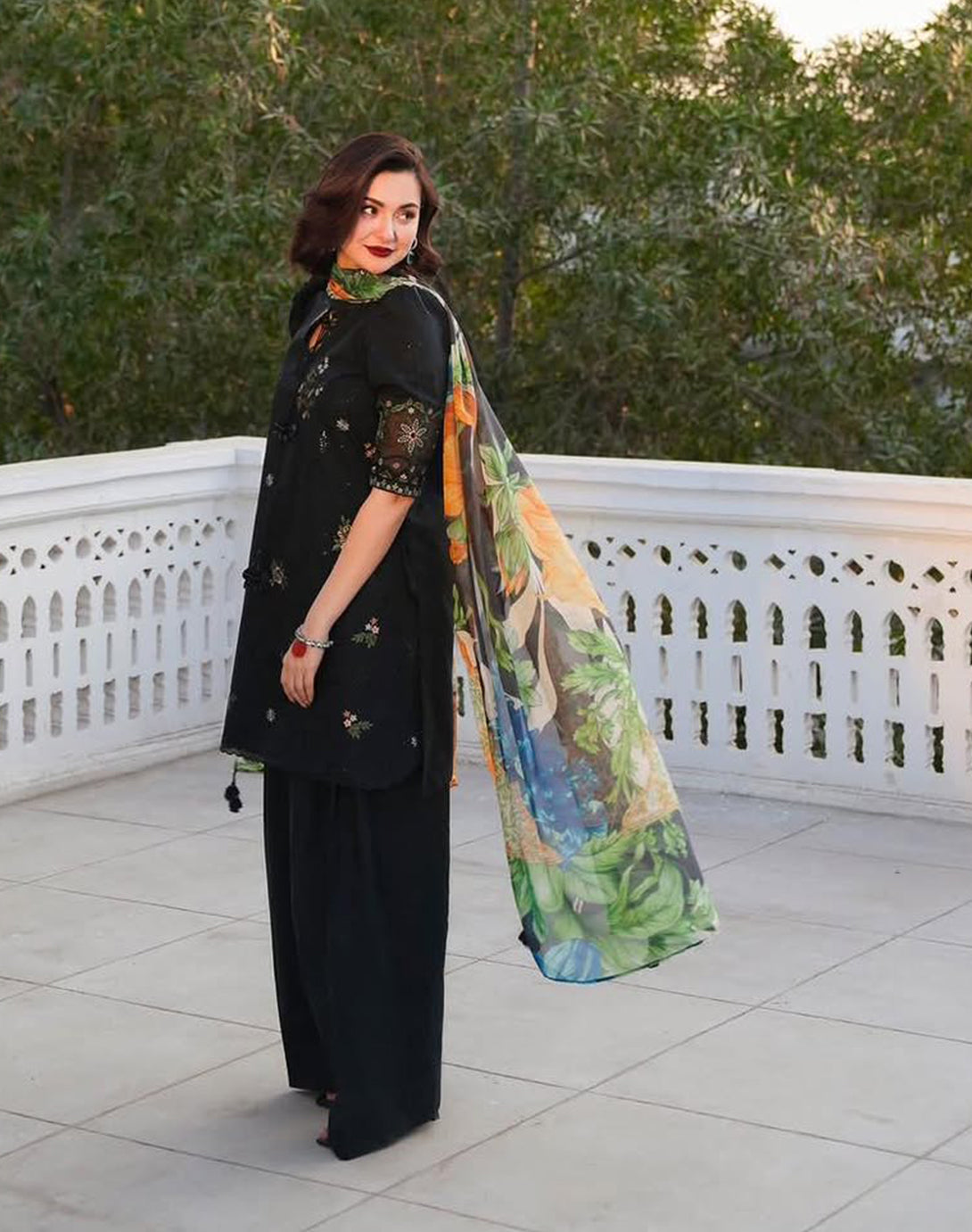 Lawn-3PC Embroidered Shirt with Digital Printed Jacquard Dupatta- 1283