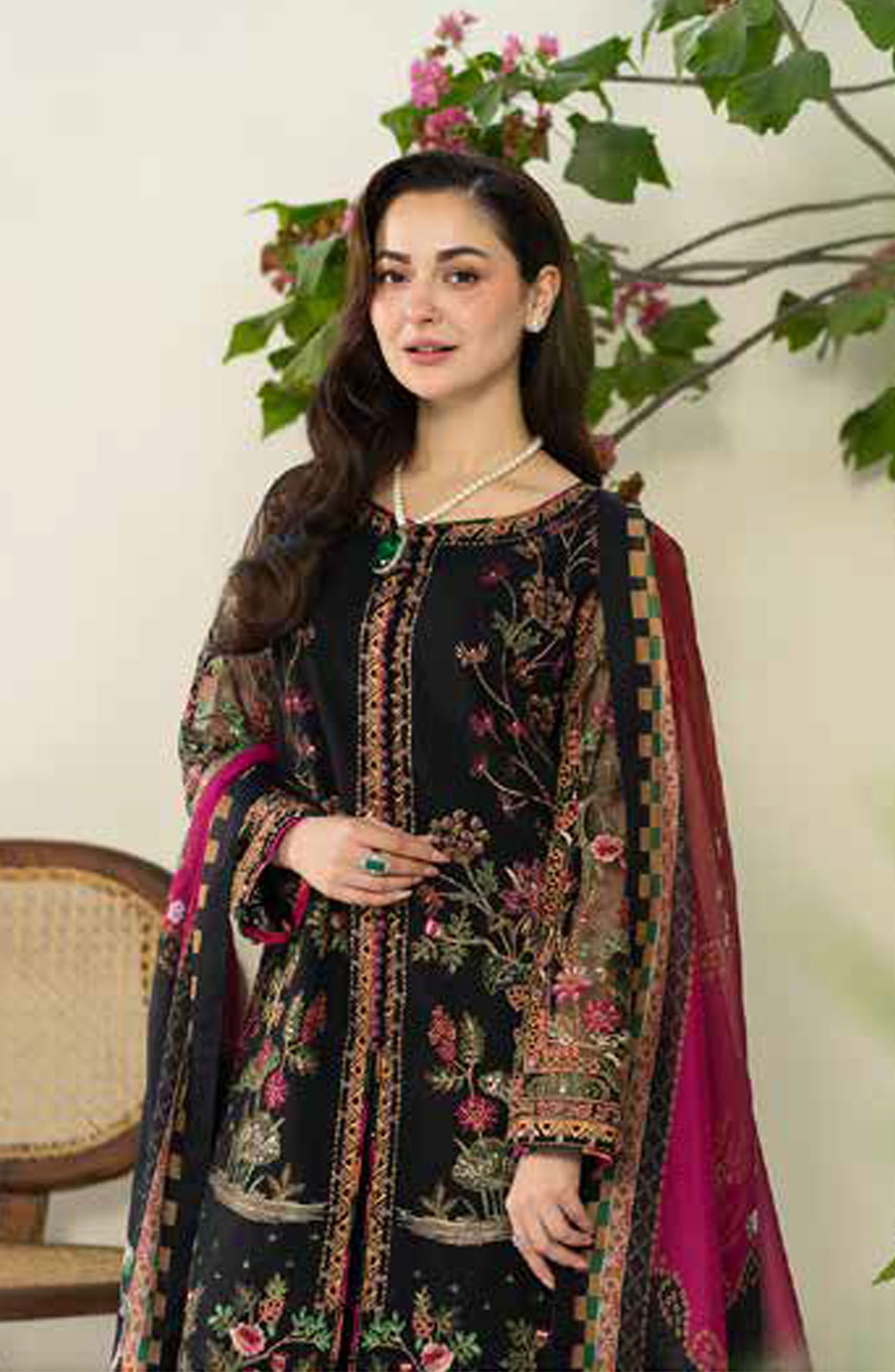 Lawn 3PC Embroidered With Digital Printed Jauqard Dupatta- 5215