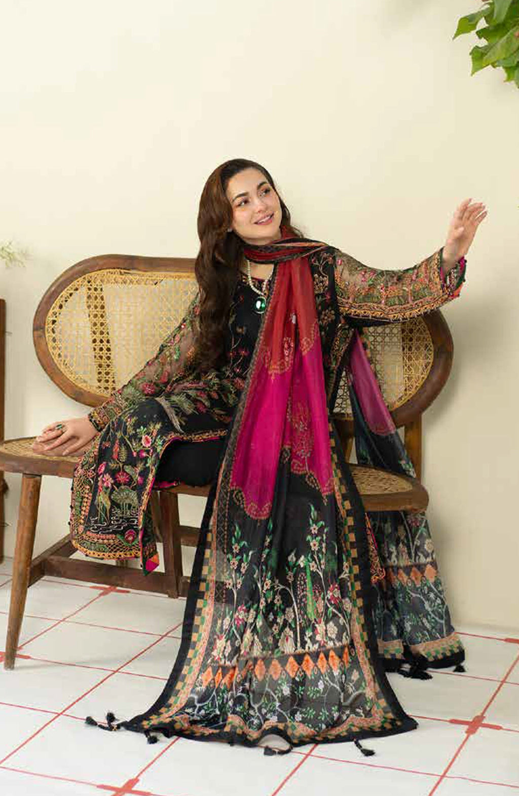 Lawn 3PC Embroidered With Digital Printed Jauqard Dupatta- 5215
