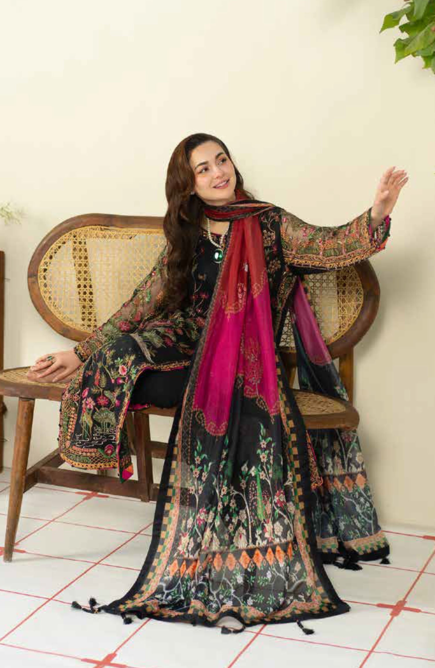 Lawn 3PC Embroidered With Digital Printed Jauqard Dupatta- 5215